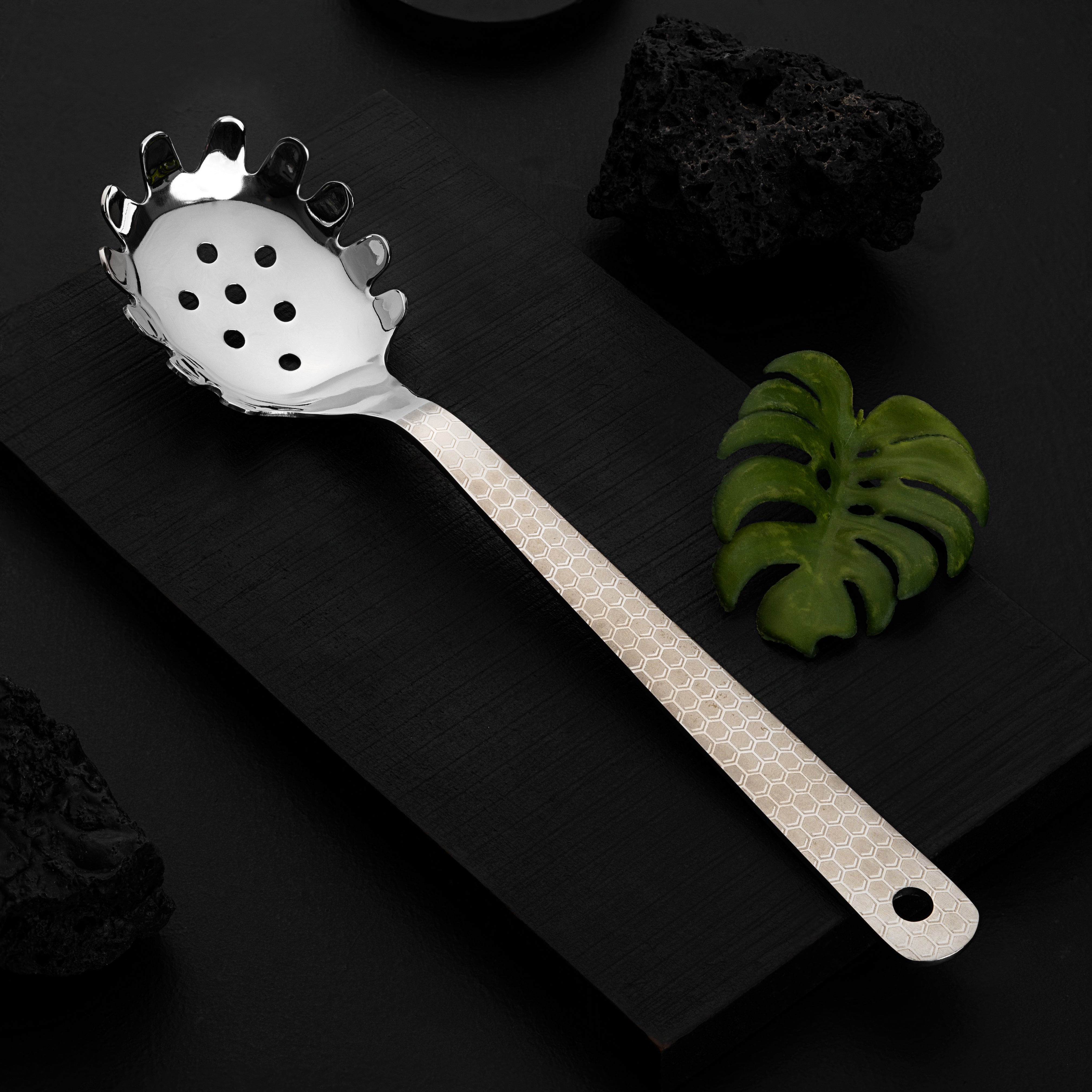 Set of 5 - Guests Serving Set Silver - 5 Years Warranty QM Branded