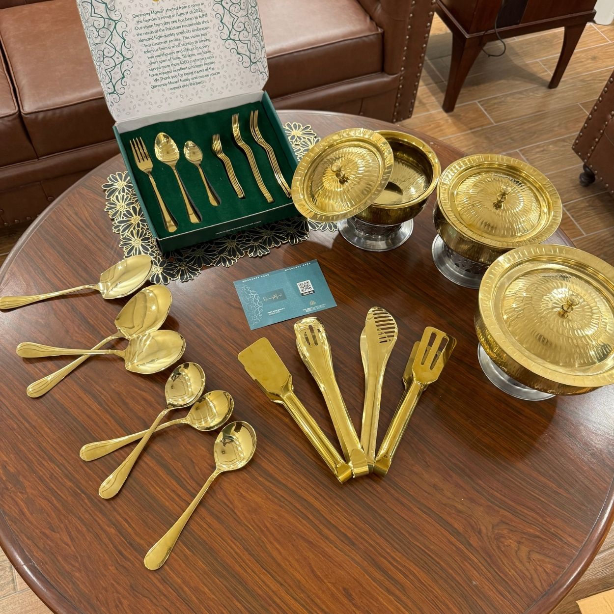 QM® Golden Tablescape – Coordinated Golden Dining & Serveware Set
