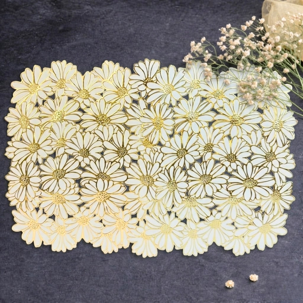 Golden & White Daisy Cluster Placemat