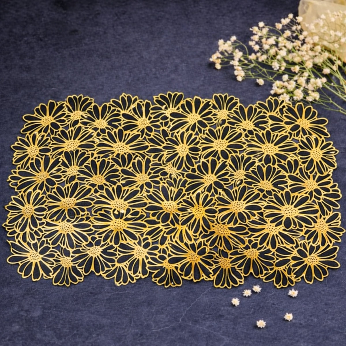 Golden & Black Daisy Cluster Placemat
