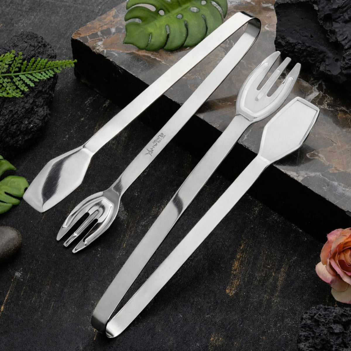 QM® Set of 2 - BBQ Serving Tongs