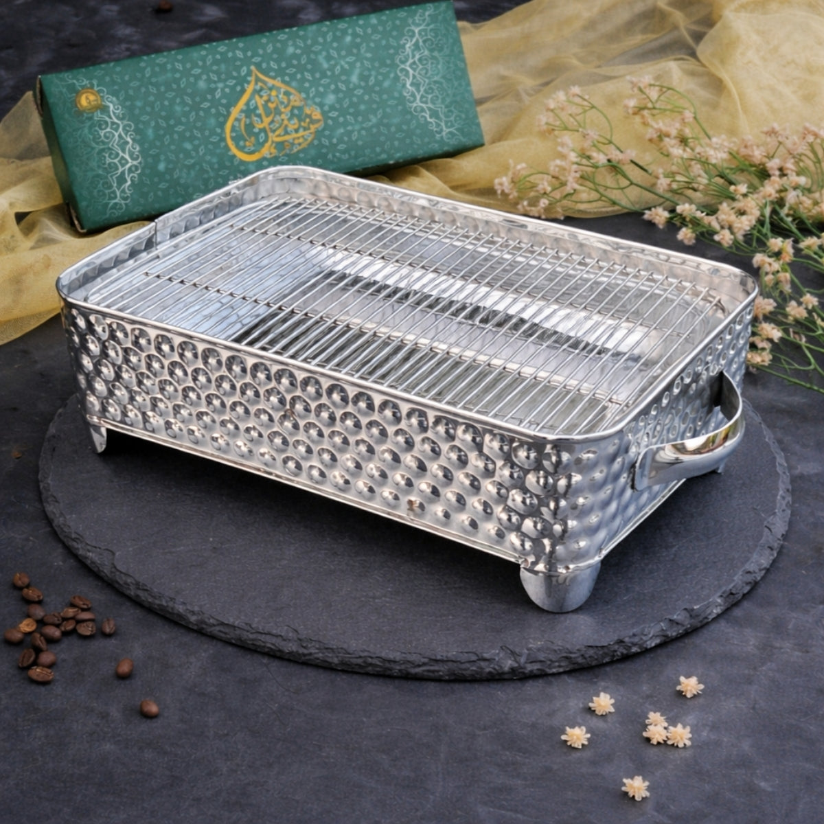 QM® BBQ Serving Grill