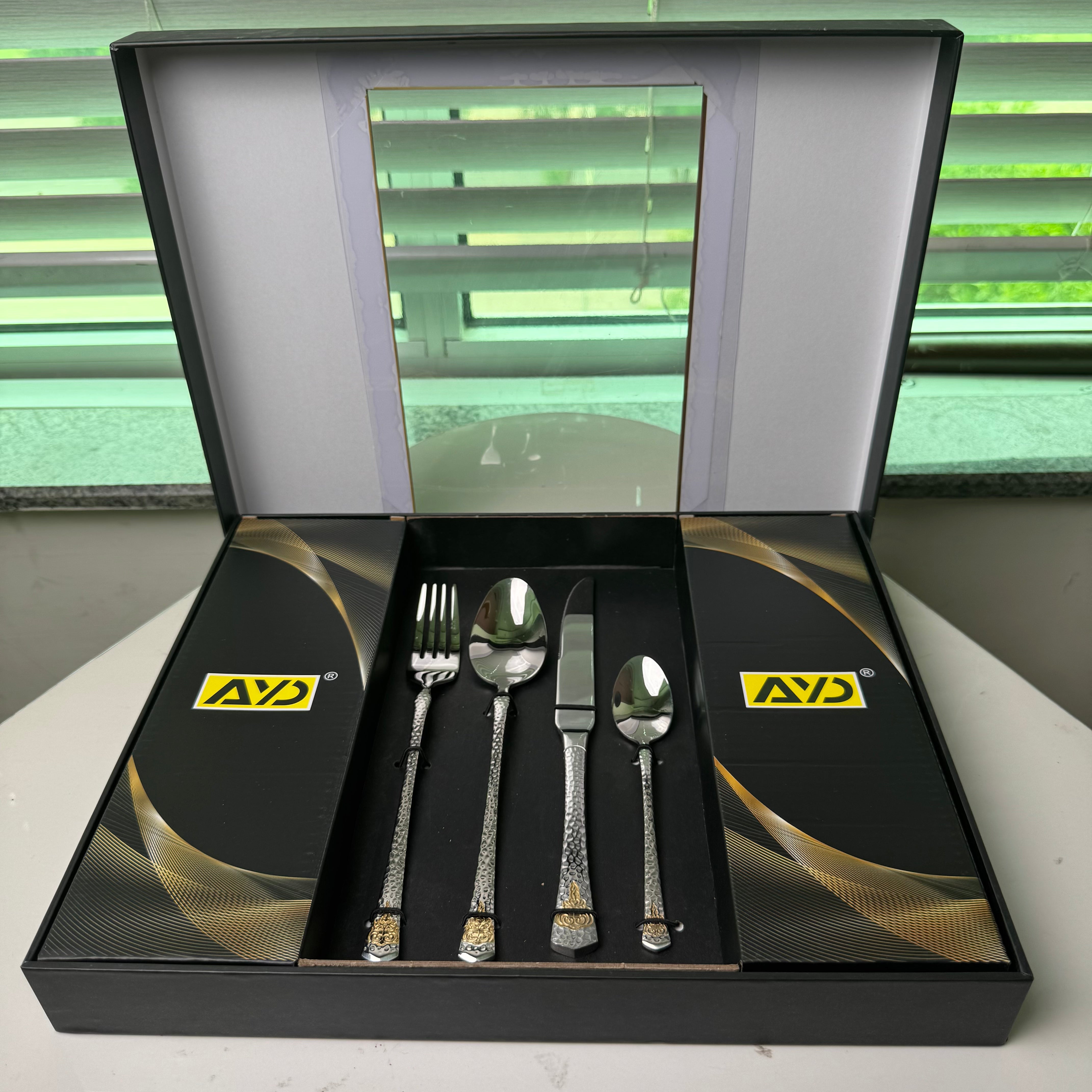 AYD Premium 24-Piece Hammered Golden & Silver Cutlery Set - 6 Person